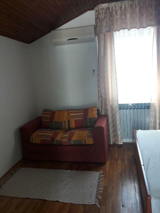 Small Apartment Merica Новаля Екстер'єр фото