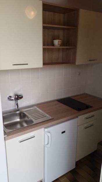Small Apartment Merica Новаля Екстер'єр фото