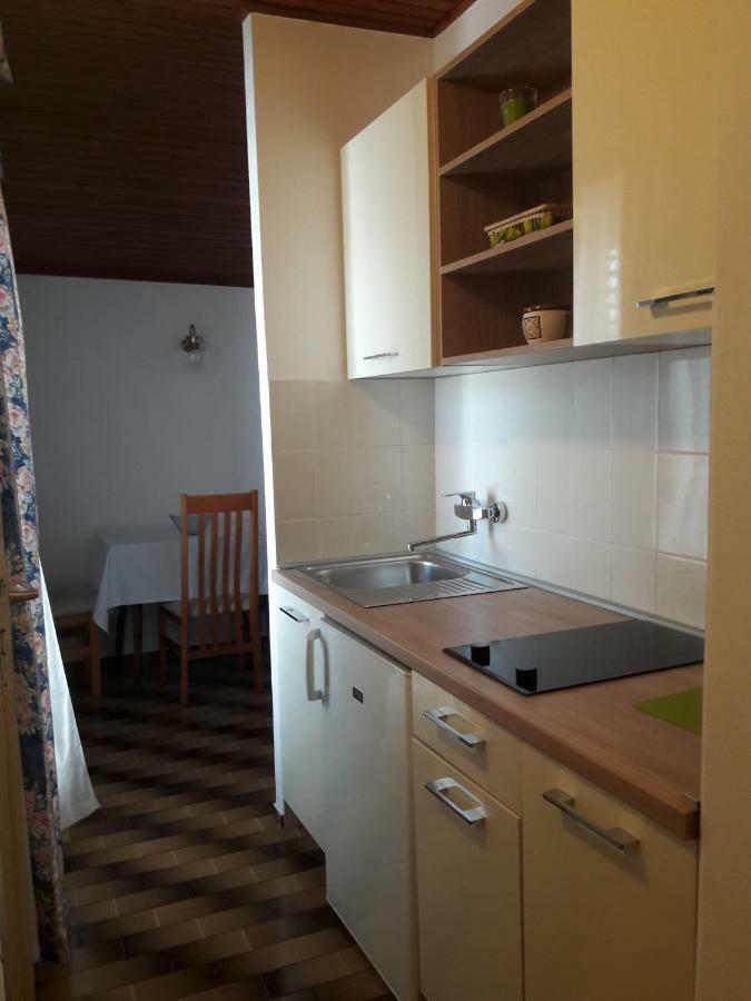 Small Apartment Merica Новаля Екстер'єр фото